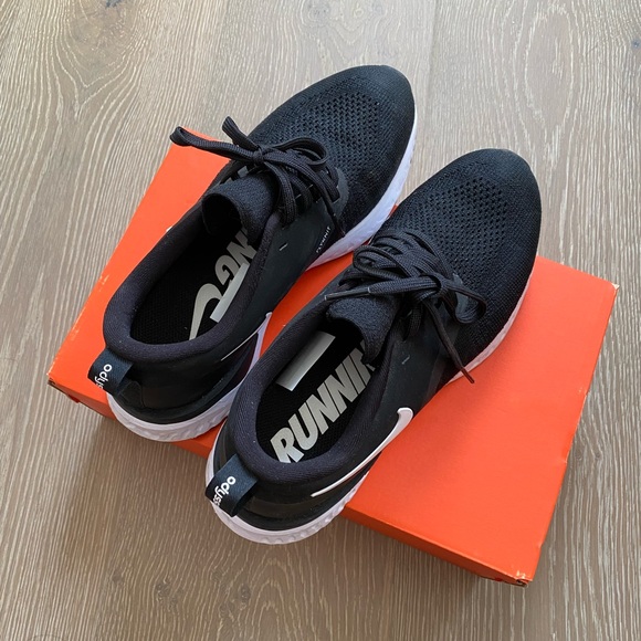 Nike Odyssey React Running Shoes - Picture 6 of 7